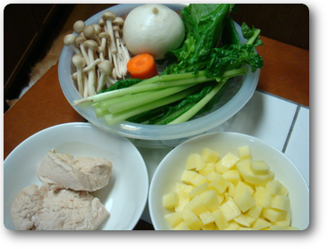 ドッグ☆カブと鶏肉の豆乳シチュー・材料